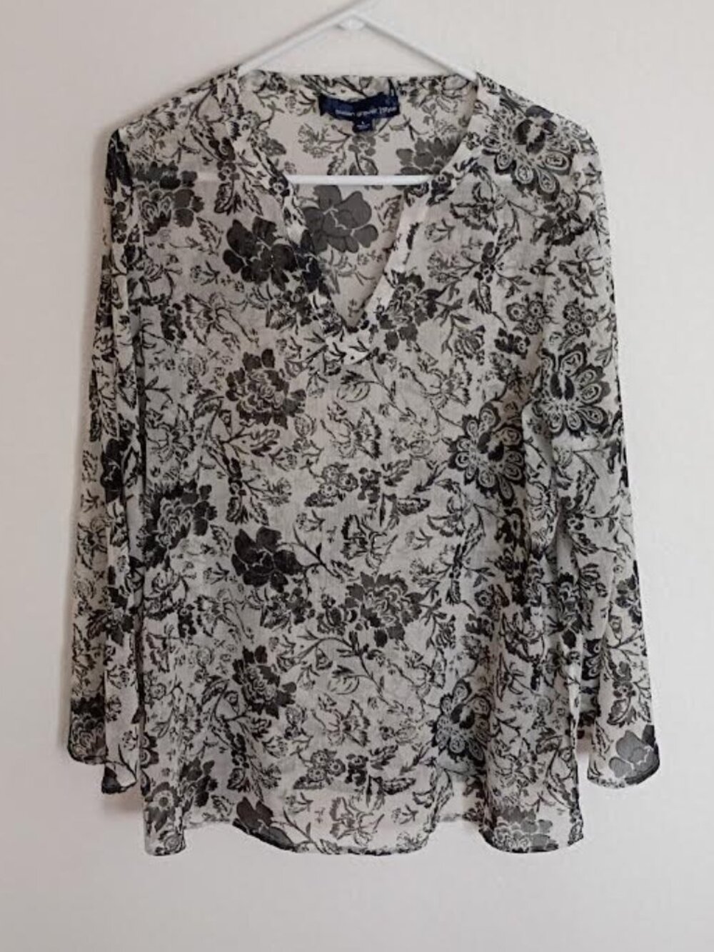 SUSAN GRAVER STYLE WOMEN'S TOP BLACK SILVER CREAM FLORAL SHEER LONG SLEEVE LARGE